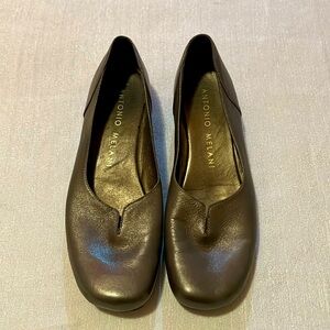 Antonio Melani Women’s Slightly Heeled Loafer Flats Size 6